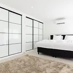 Pico Do Feliz - The Penthouse & The Village By Silver Prop Nazaré