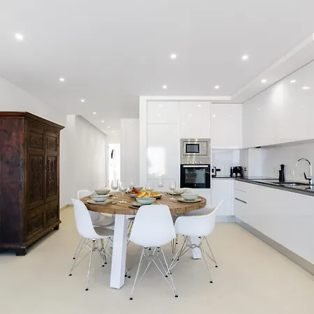 Pico Do Feliz - The Penthouse & The Village By Silver Prop Nazaré