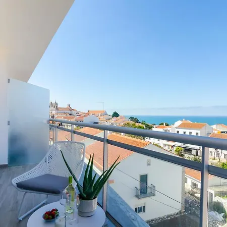 Pico Do Feliz - The Penthouse & The Village By Silver Prop Nazaré