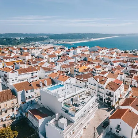 Pico Do Feliz - The Penthouse & The Village By Silver Prop