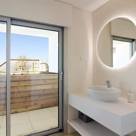 Pico Do Feliz - The Penthouse & The Village By Silver Prop Lägenhet Nazaré