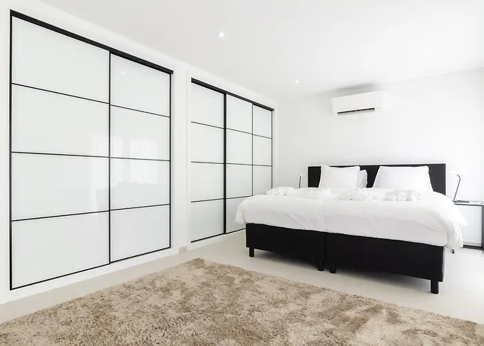 Pico Do Feliz - The Penthouse & The Village By Silver Prop Nazaré