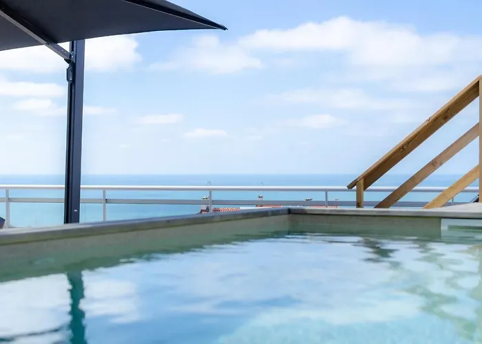 Pico Do Feliz - The Penthouse & The Village By Silver Prop Lägenhet Nazaré