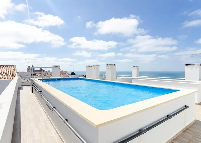 Pico Do Feliz - The Penthouse & The Village By Silver Prop